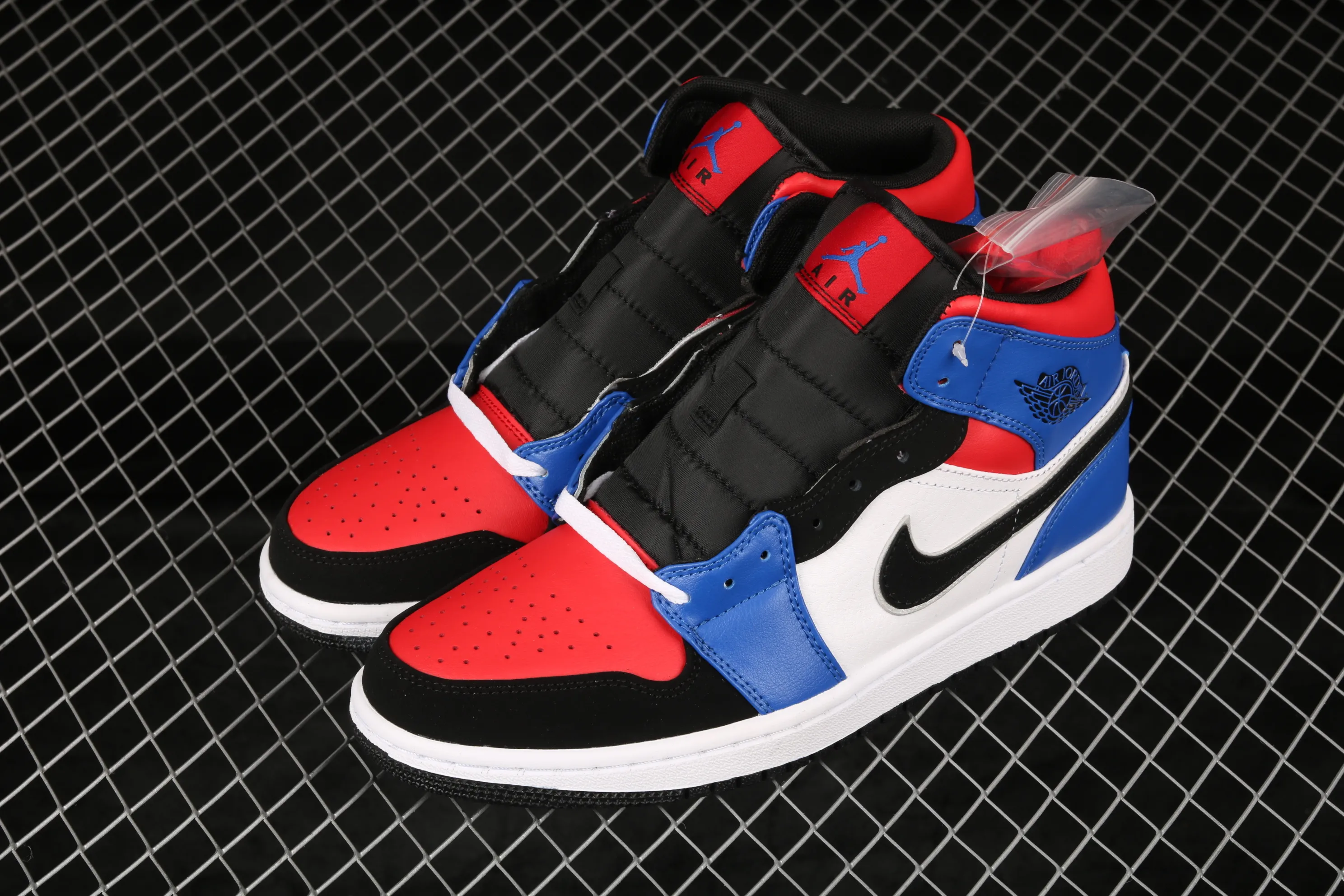 All categories Air Jordan Jordan series basketball shoes Air Jordan 1 Mid Air Jordan 1 Mid Top3 Mandarin duck stitching toe mid-top full toe layer genuine standard 554724-124